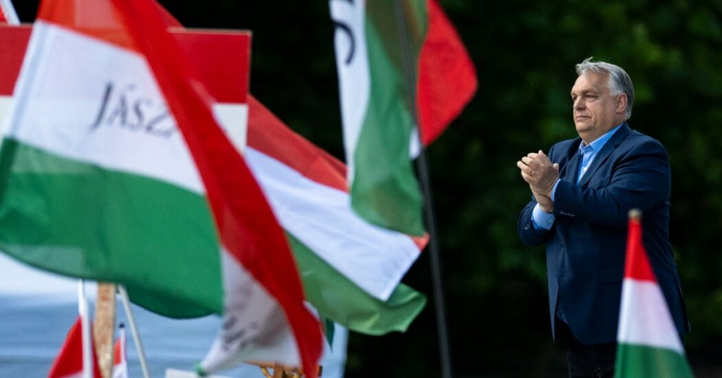 Venti Paesi Ue contro Orban dopo le sue “missioni di pace” a Mosca, Kiev e Pechino: “Deve chiarire la sua condotta sleale”