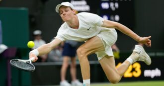 Copertina di Sinner-Medvedev, il russo vince al quinto set e torna in semifinale a Wimbledon | La cronaca
