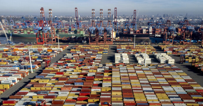 Portuali tedeschi in sciopero per il rinnovo del contratto. Chiedono più soldi e migliori equilibri vita-lavoro