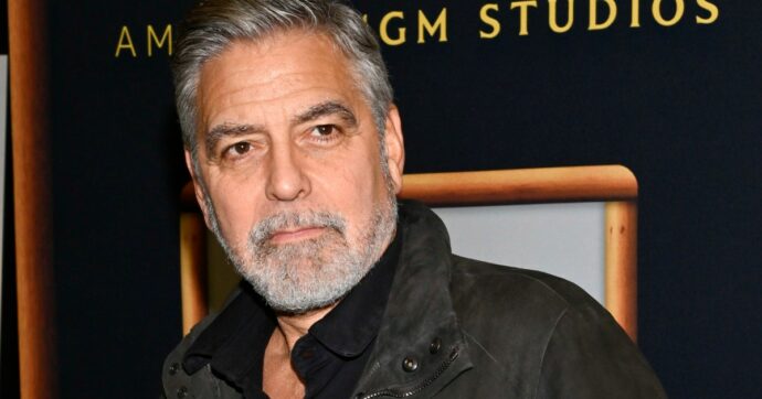 George Clooney chiede il ritiro di Joe Biden dalla corsa alla Casa Bianca 2024: “Non può vincere la sua battaglia contro il tempo”