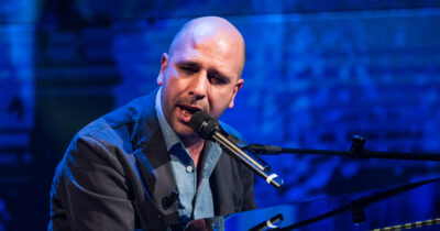 Copertina di “Checco Zalone si separa dalla compagna Mariangela Eboli”: la bomba gossip sganciata da Dagospia