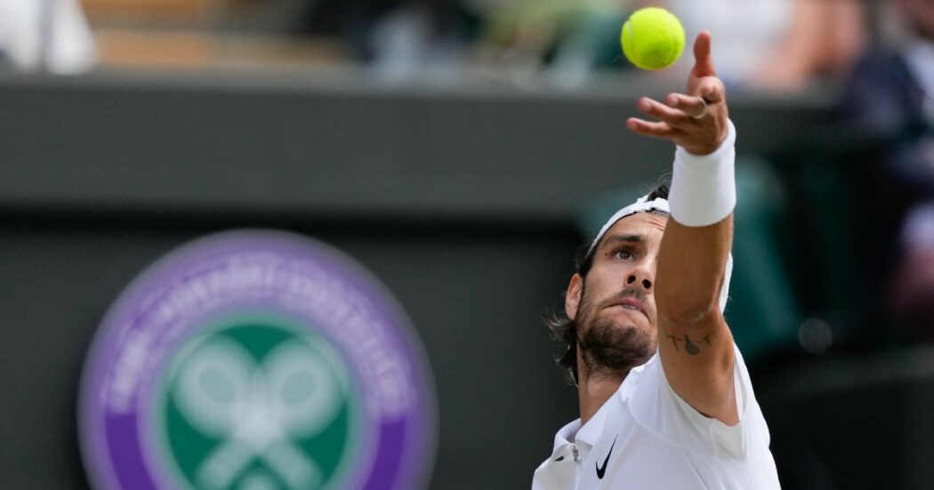 Wimbledon, venerdì la sfida tra Lorenzo Musetti e Djokovic: l’orario e dove vederlo in tv e streaming