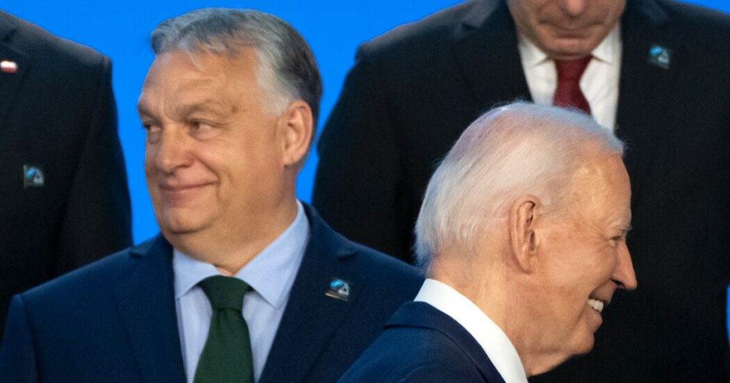 Nuove polemiche su Orbán: “Vedrà Trump a Mar-a-Lago”. Pronta la rappresaglia dell’Ue: via da Budapest il Consiglio informale Esteri