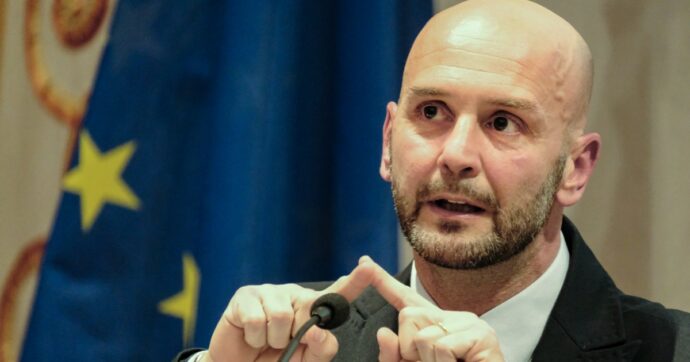 Ue, Fratelli d’Italia verso il ‘no’ a von der Leyen. Procaccini: “Libertà di voto in Ecr, ma al momento non ci sono le basi per un sostegno”