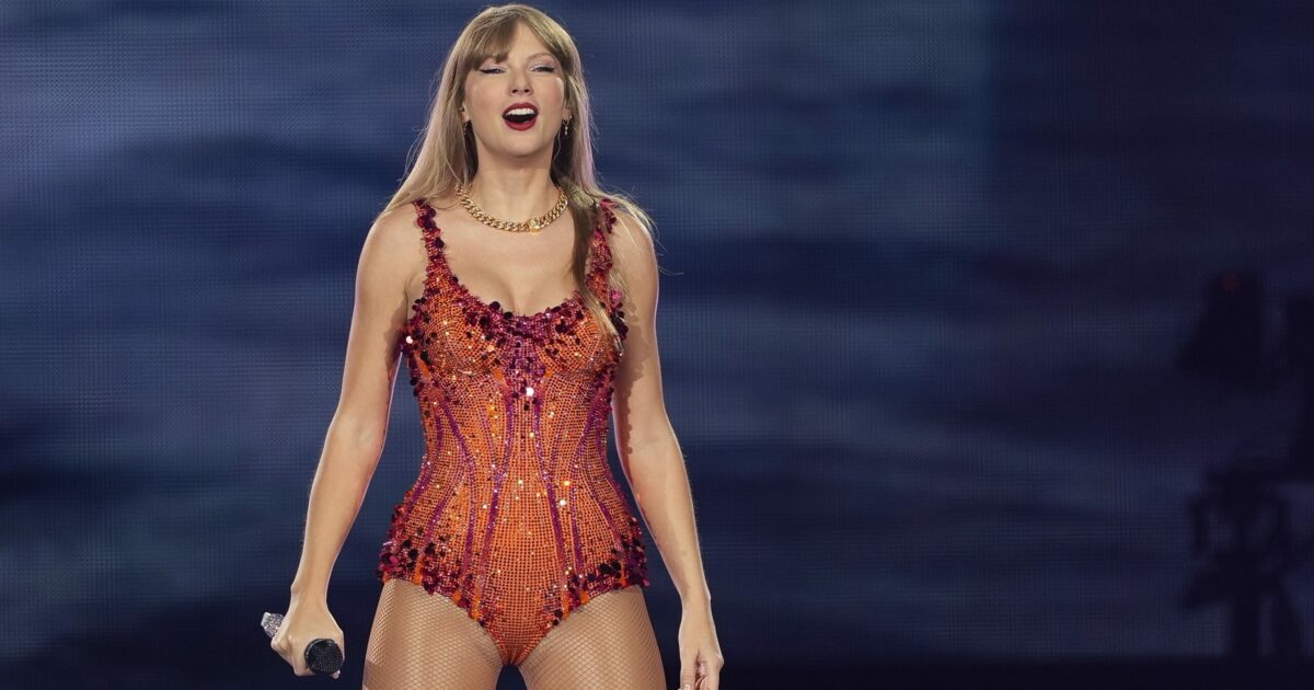 “Con il prezzo del biglietto negli Usa qui ci facciamo anche una vacanza”: l’ondata degli americani a Milano per il concerto di Taylor Swift