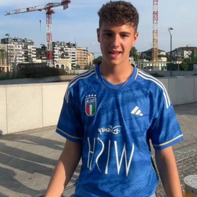 Dalla prima fila del Festival di Sanremo all’Udinese U16: la promozione del figlio di Amadeus, José Sebastiani