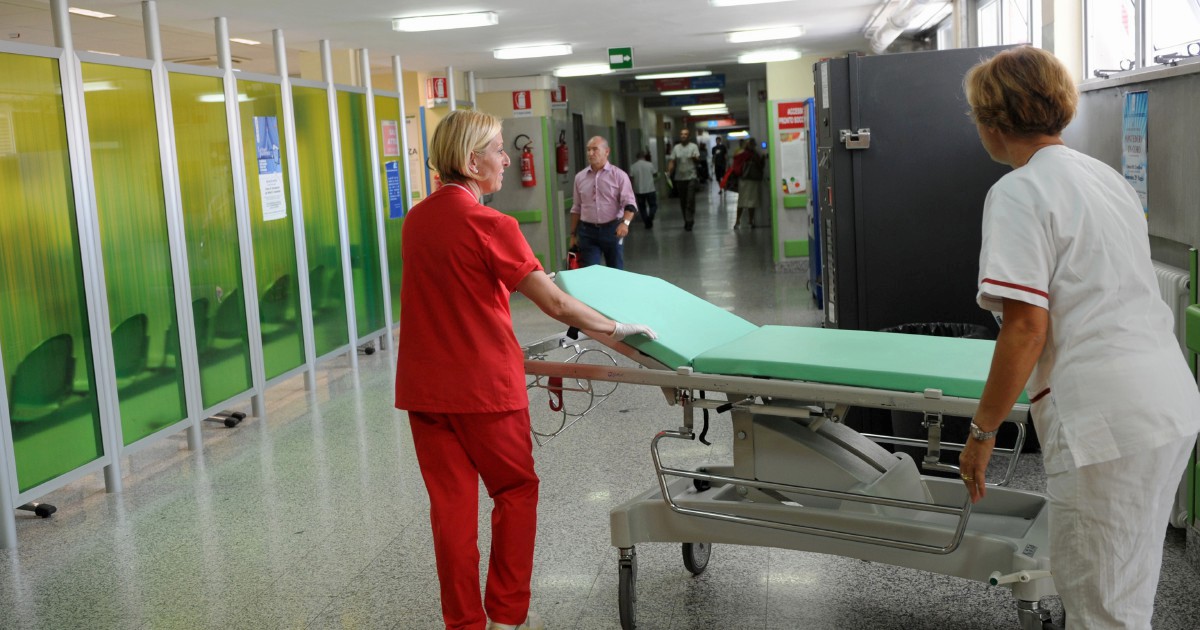 Pnrr Salute al palo, speso solo il 18% dei fondi disponibili: “Gravi ritardi sulla medicina territoriale e sulla terapia intensiva” Pnrr Salute al palo, speso solo il 18% dei fondi disponibili: “Gravi ritardi sulla medicina territoriale e sulla terapia intensiva”