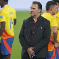 Colombia’s coach Nestor Lorenzo stands during the award ceremony after his team lost to Argentina the Copa America final soccer match in Miami Gardens, Fla., Monday, July 15, 2024. (AP Photo/Julio Cortez)