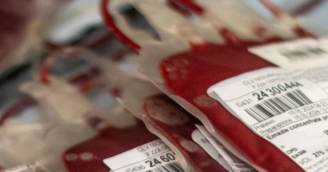 A decine contraggono l’Epatite C dopo autotrasfusioni di sangue e “vitamine”. Indagato un medico (già in attesa di radiazione)