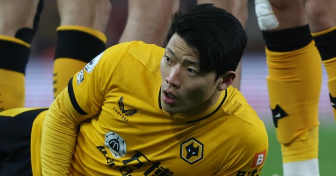 “Insulti razzisti a Hwang Hee-chan”, poi un pugno in faccia: caos durante l’amichevole col Como, il Wolverhampton scrive alla Uefa