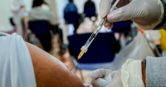 Copertina di Ue, Ursula arriva zoppa al voto parlamentare sul bis in Commissione: il verdetto sui vaccini boccia la sua gestione