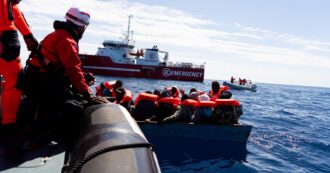 Copertina di Migranti, a bordo della nave Life Support di Emergency: “Facciamo quello che gli Stati europei non fanno”