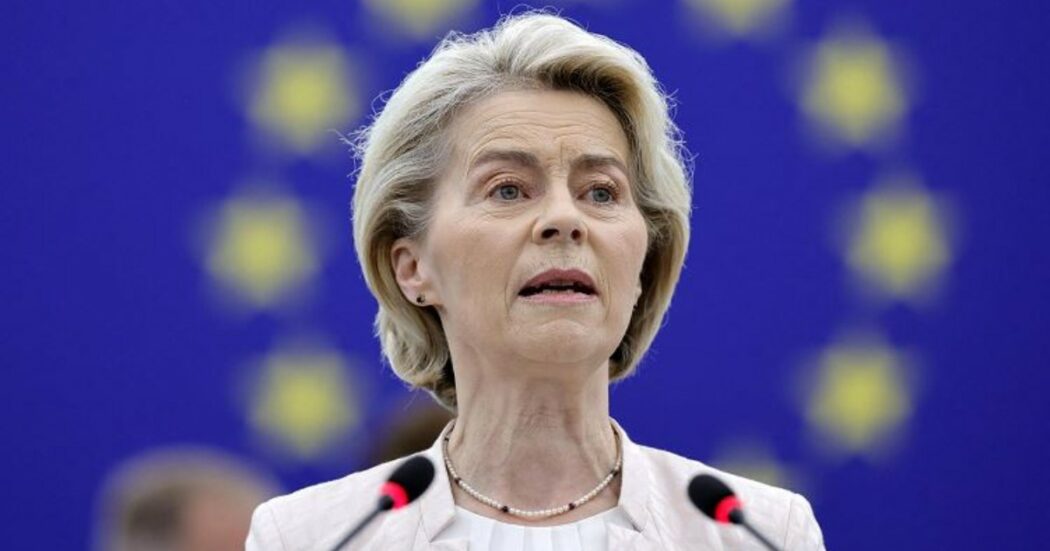 https://st.ilfattoquotidiano.it/wp-content/uploads/2024/07/18/ursula-von-der-leyen-1050x551.jpg