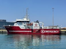 Copertina di Migranti, l’Europa non decide sulla legge “anti-soccorsi”. Le ong: “Non si può stare in silenzio mentre le persone muoiono in mare”