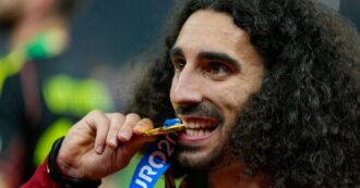 Copertina di Purtroppo Cucurella ha mantenuto la promessa: il nuovo look dopo la vittoria della Spagna agli Europei