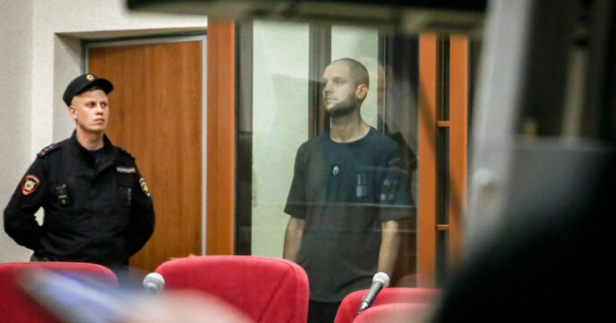 Gershkovich: 16 anni per spionaggio, senza nemmeno una prova