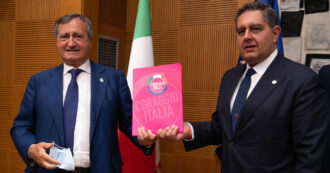 Copertina di Toti, Fragomeni, Brugnaro & Co.:  la “maledizione”  di Coraggio Italia