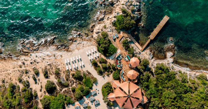 Copertina di Sardegna da scoprire. Un viaggio tra vita notturna, relax e gastronomia: il paradiso mediterraneo che non ti aspetti è qui