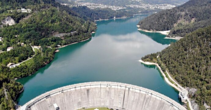 Belluno, recuperato nel lago di Centro Cadore il corpo senza vita di un anziano. L’uomo era disperso da sabato