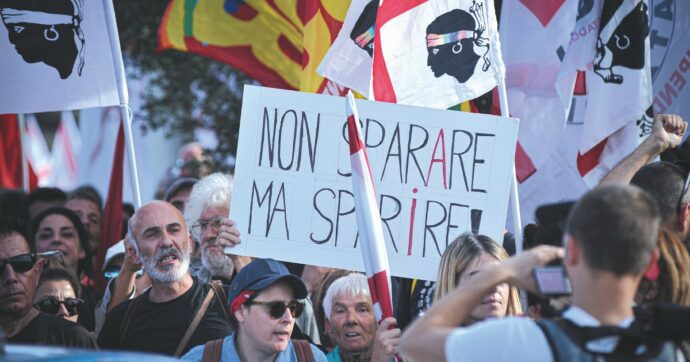 La delusione dei comitati: “Lo Stato assolve se stesso, paga solo chi si è ribellato”