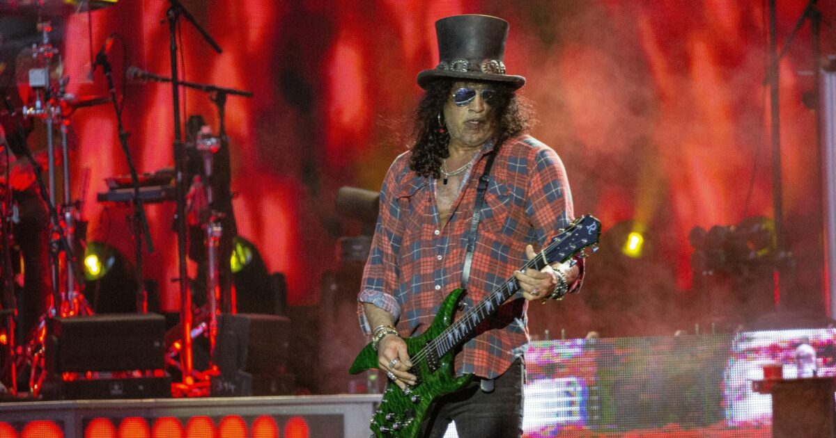 È morta Lucy-Bleu Knight, la figliastra del chitarrista dei Guns N’ Roses Slash: “Chiediamo il rispetto della privacy sui media e i social network”