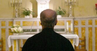 Copertina di Enna, il giudice:  “Vescovo avvertito del prete pedofilo”