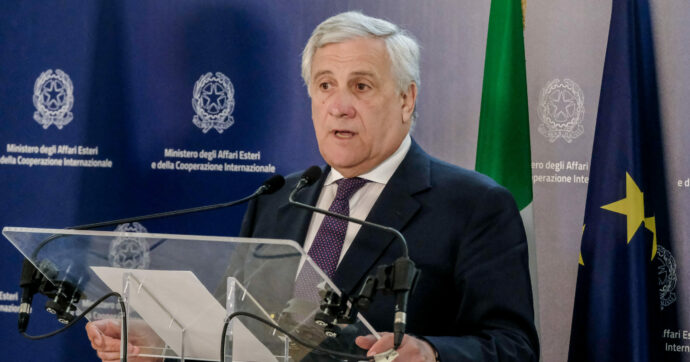 Aggressione a Joly, Tajani prende le distanze da La Russa e apre alla possibilità di sciogliere CasaPound, “ma serve una sentenza”