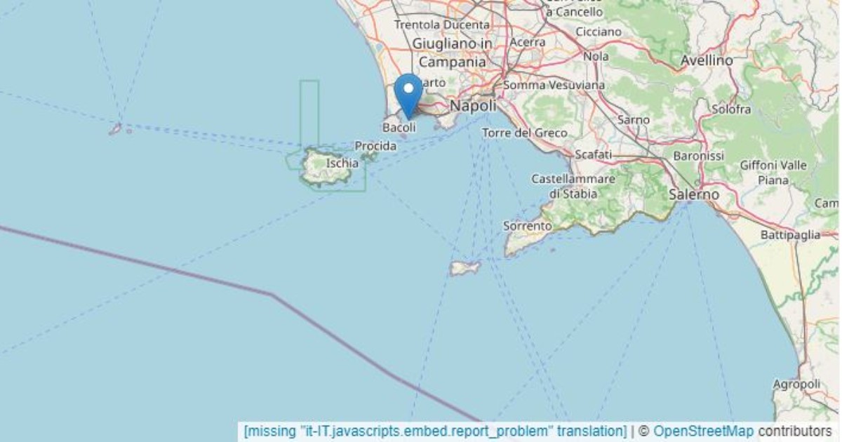 Terremoto ai Campi Flegrei: scossa di magnitudo 3.3, avvertita anche a Napoli Terremoto ai Campi Flegrei: scossa di magnitudo 3.3, avvertita anche a Napoli