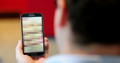 Copertina di Pubblica su siti porno le foto di 25 amiche sui social, denunciato 23enne nel Milanese