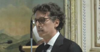 Copertina di C’è posto per De Mita: poltrona su misura