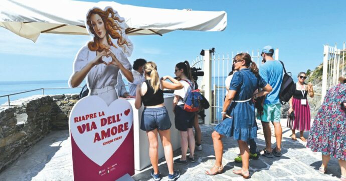 Copertina di Via dell’Amore,  riapre al turismo  ”di qualità”, ora però si paga 10