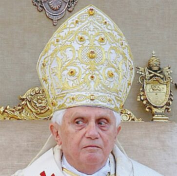 Chiesa. B-XVI “incompreso”, Francesco “irrisolto” e il prossimo papa che si chiamerà Giovanni XXIV