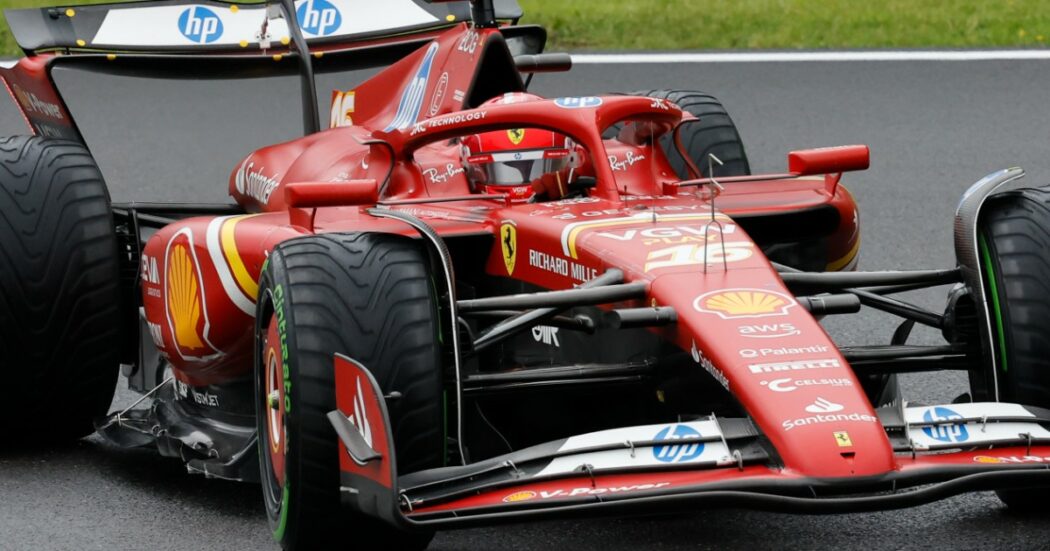Ferrari, tenta la truffa con l’aiuto dell’intelligenza artificiale: un dirigente di Maranello vittima del deepfake riesce a sventare la frode