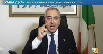 Copertina di Scampia, show di Gasparri contro Pd e De Luca: “I grilli parlanti della sinistra non ci spaventano, noi di Forza Italia siamo seri”. Su La7