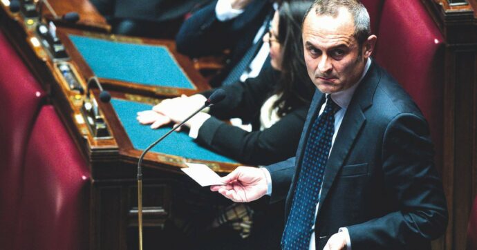 L’ultima di Costa: una commissione parlamentare anti-pm