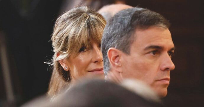 Vox va col giudice per interrogare Sanchez  il premier ricorre all’Avvocatura di  Stato