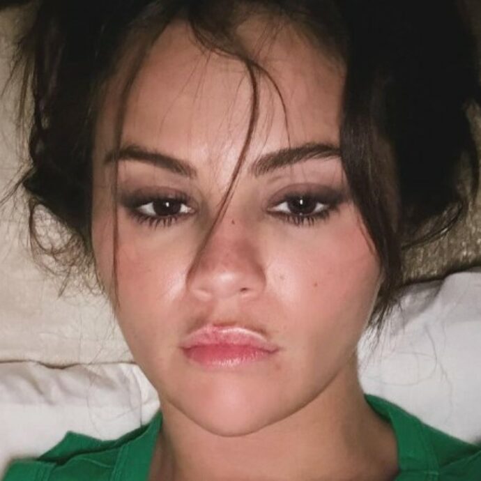 “Faccio il botox e sinceramente detesto tutto questo. Lasciatemi in pace”: la risposta di Selena Gomez agli haters