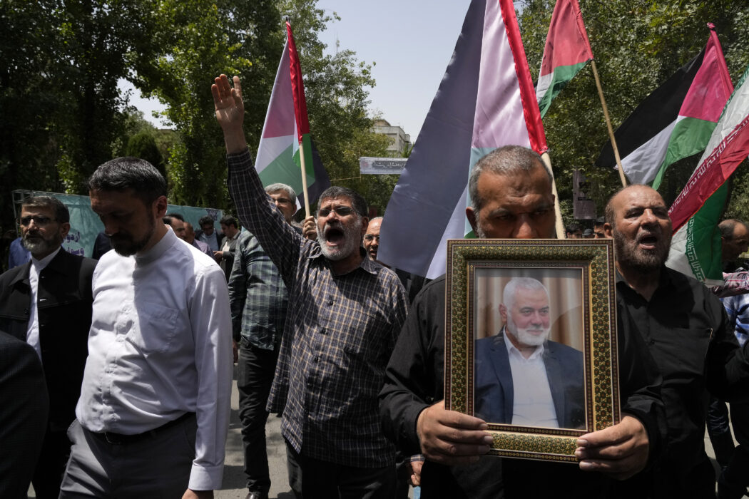 “La morte di Haniyeh non decapita Hamas”. L’esperta Caridi: “L’obiettivo di Netanyahu è provocare l’escalation con l’Iran”
