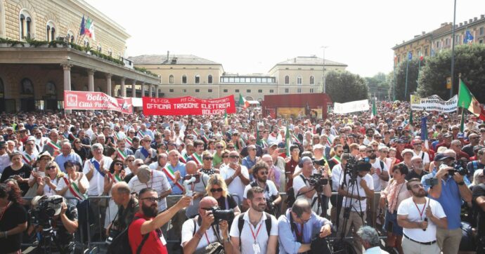 Strage di Bologna, Meloni contro le vittime “Radici in destra di governo? Parole gravi”