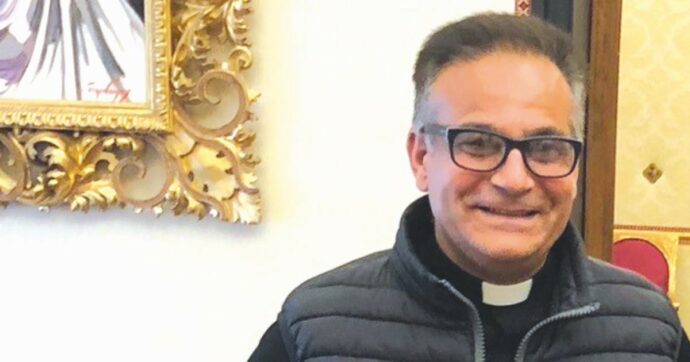 Abusi, arrestato prete ex presidente di Fidae