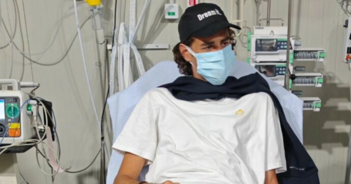 Dramma Tamberi, è ricoverato in ospedale: “Probabile calcolo renale”. La sua Olimpiade è a rischio