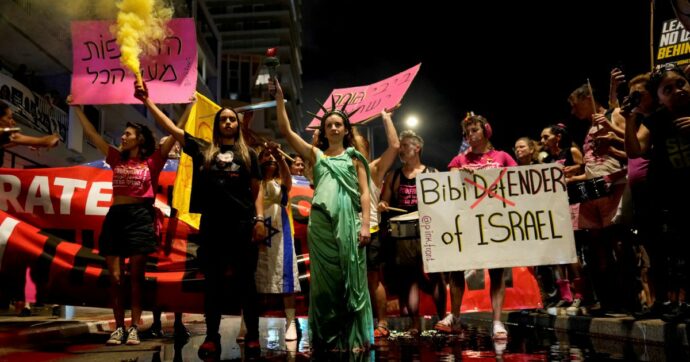 “Bunker al cinema  e proteste sottovoce: ho paura”