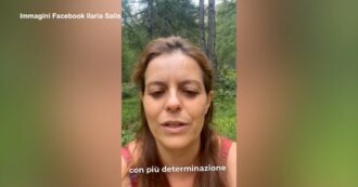 Copertina di Ilaria Salis in “ritiro” in montagna: “Ho bisogno di raccoglimento prima di tornare a combattere”