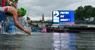 Copertina di Atleta malata dopo il nuoto nella Senna, il Belgio attacca Parigi: “Basta, imparino la lezione”. La squadra non ha corso la staffetta