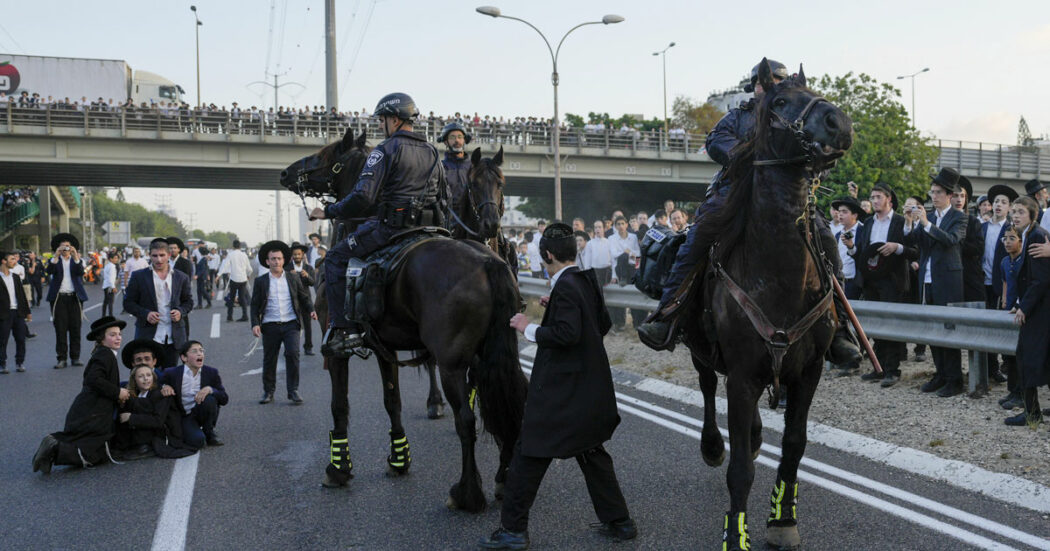 Crescita demografica e peso sul bilancio: in tempo di guerra Netanyahu non può più permettersi i privilegi degli ultraortodossi. E scoppiano le proteste