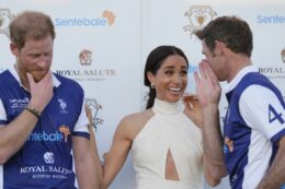 Copertina di Meghan Markle rivela: “Ho pensato al suicidio. E se succedesse a mio figlio?”. Re Carlo non risponde più alle chiamate di Harry