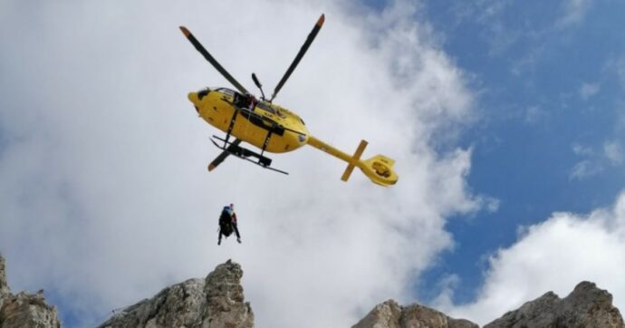 Base jumper di 36 anni morto in Val Badia: si era lanciato dal Piz de Lech con 4 compagni