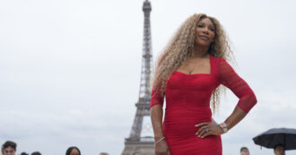 Copertina di Serena Williams si sfoga: “Hanno negato l’accesso a me e ai miei figli in un ristorante vuoto”. La replica del locale di Parigi