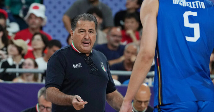 Olimpiadi, i sogni dell’Italvolley maschile si infrangono contro il muro francese: i campioni uscenti vincono 3 a 0. Ora finale per il bronzo