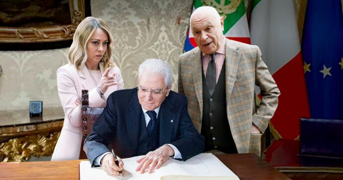 Copertina di Un mese senza la firma di Mattarella dopo l’approvazione, tensione Colle-governo sulla riforma Nordio che cancella l’abuso d’ufficio
